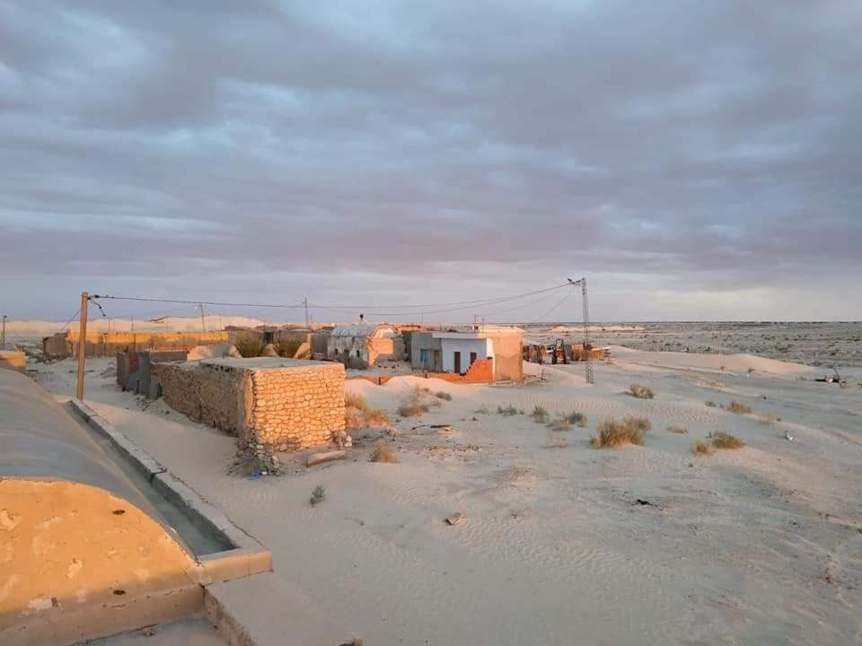 Grand Sud, La Maison De Sable Дуз Екстериор снимка